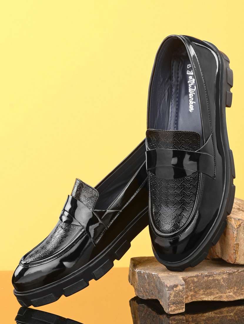 black slip on party wear formal shoes 