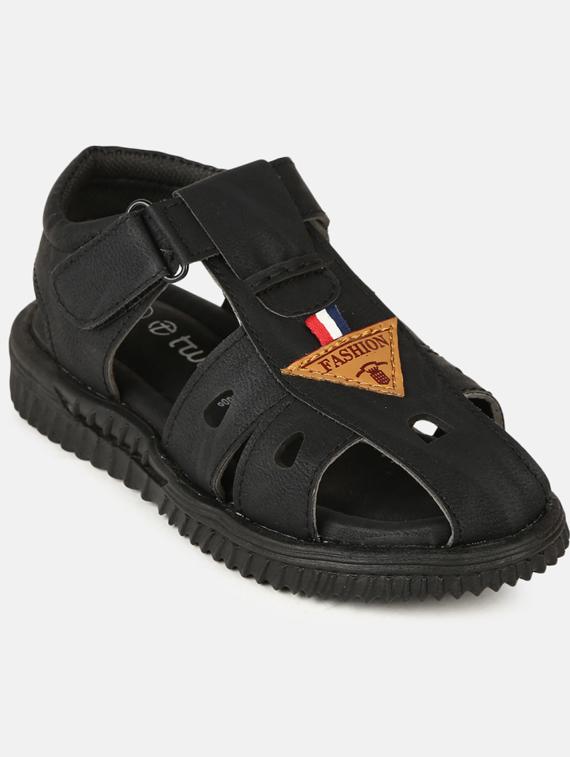 black solids sandals & floaters