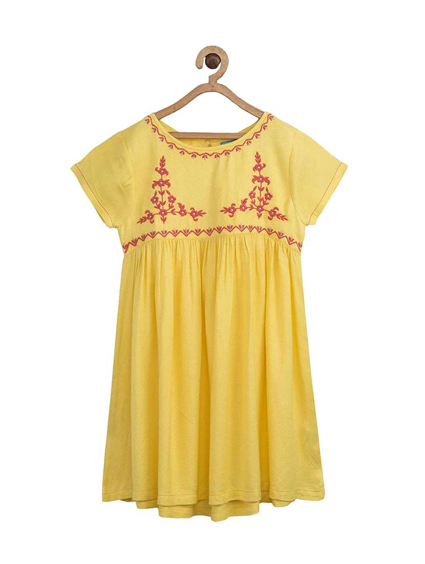 girls round neck cap sleeve frock