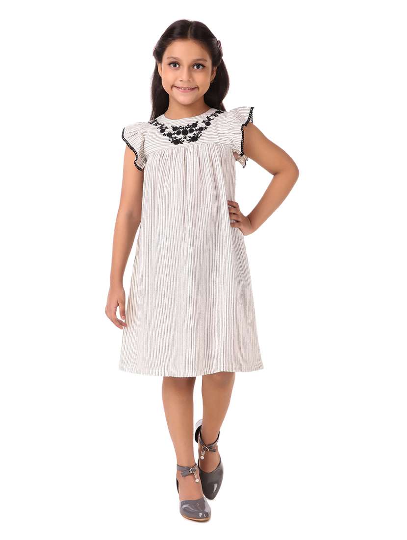 girls round neck cap sleeve frock