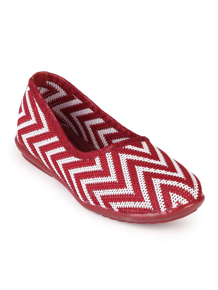 red chevron printed ballerina