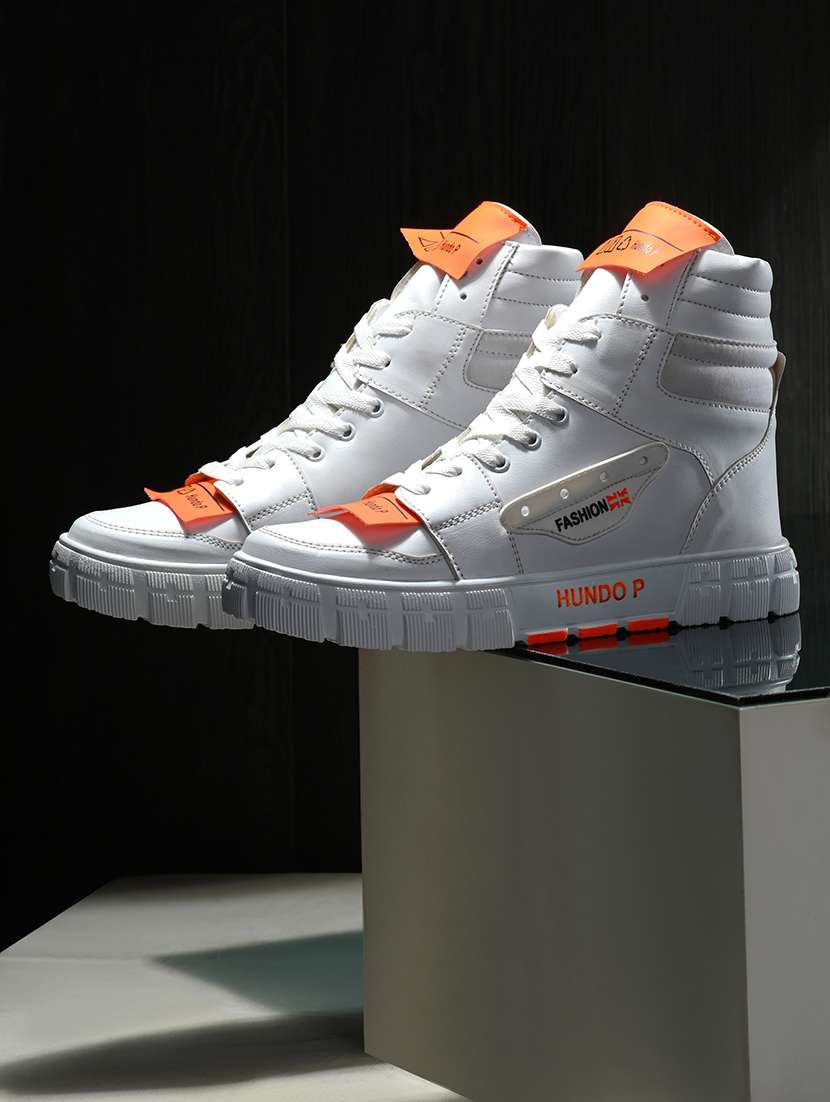 men white lace up sneakers
