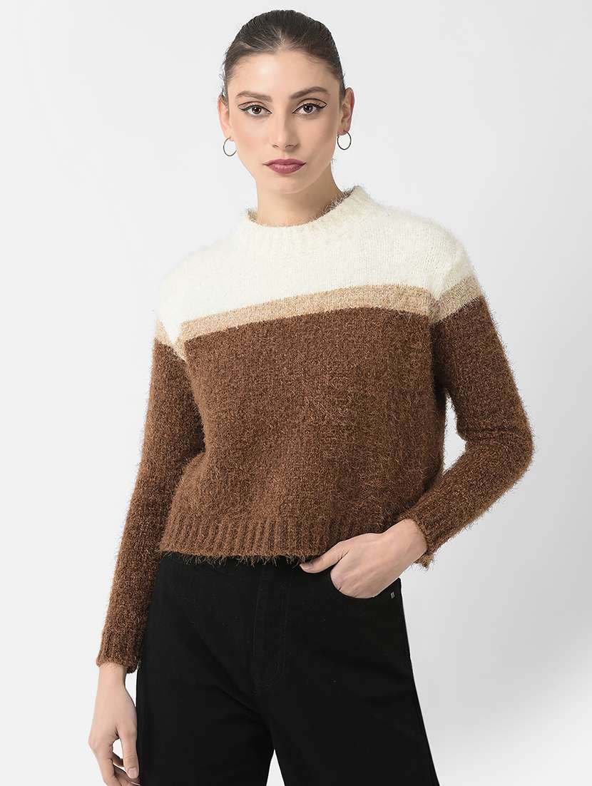 round neck color block pullover