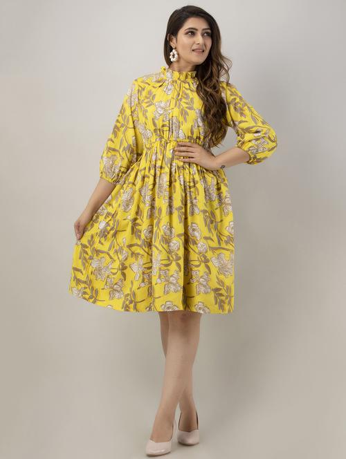 women's fit & flare floral dress - 19197451 - Standard Image - 0
