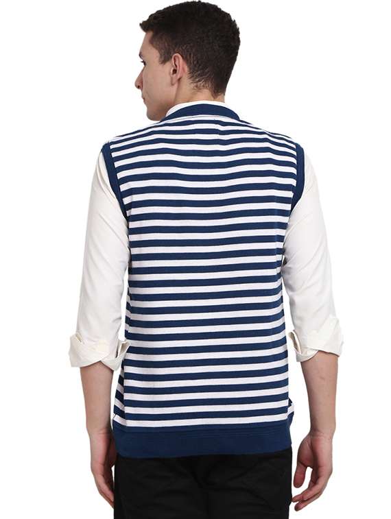 v-neck striped pullover - 19197604 -  Standard Image - 2