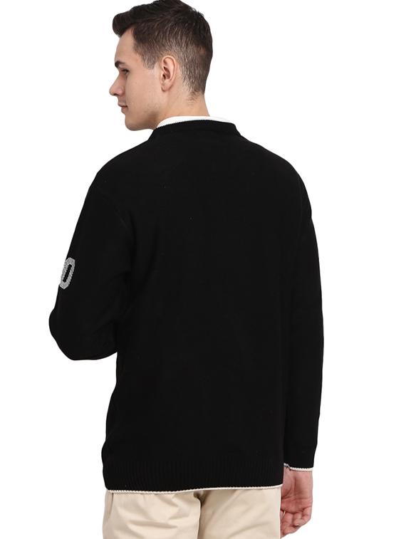 round neck printed pullover - 19197632 - Standard Image - 2