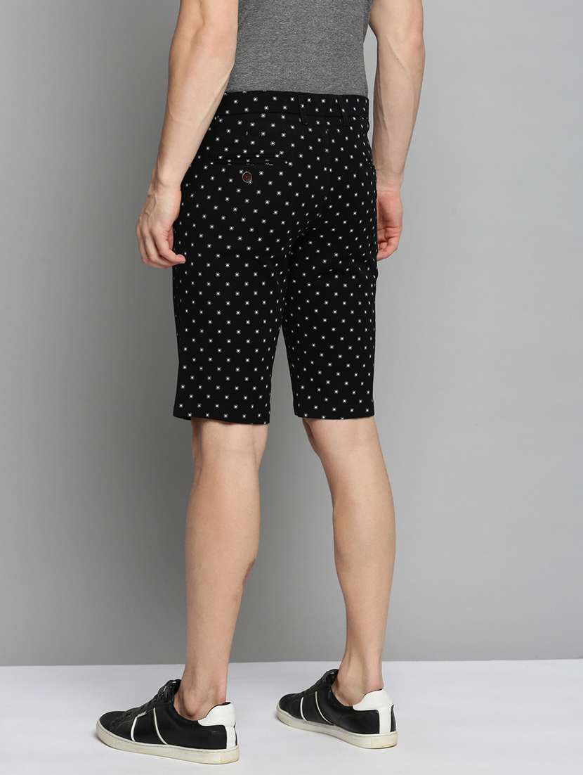men printed mid rise chinos bermuda shorts - 19207569 -  Standard Image - 2