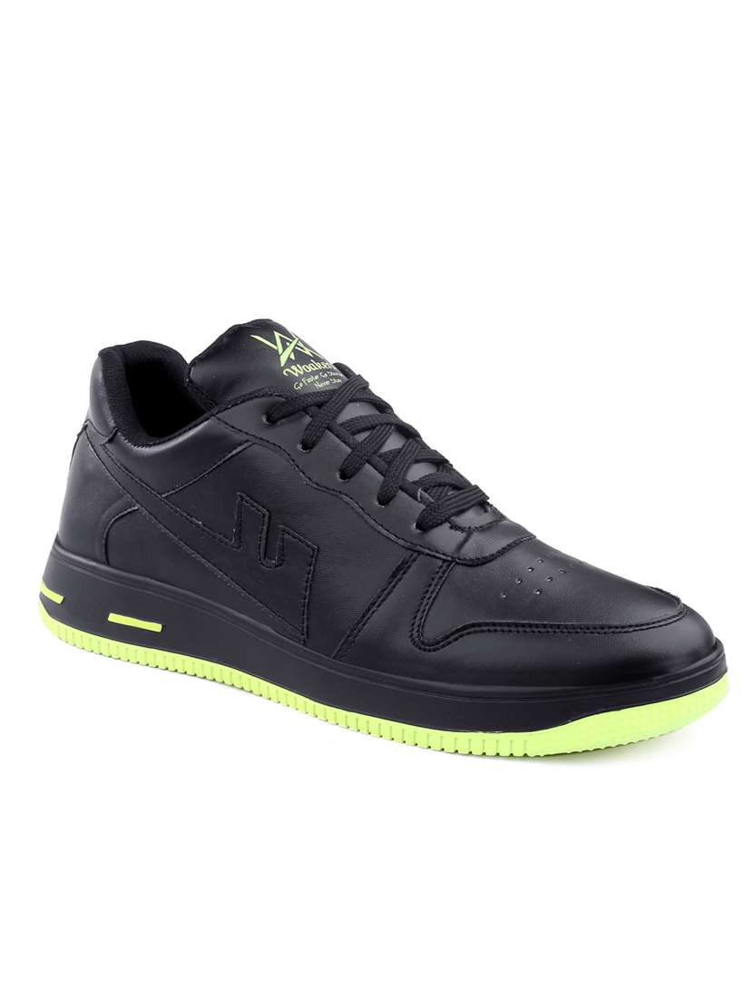 black airmax lace up sneakers - 19284030 - Zoom Image - 0