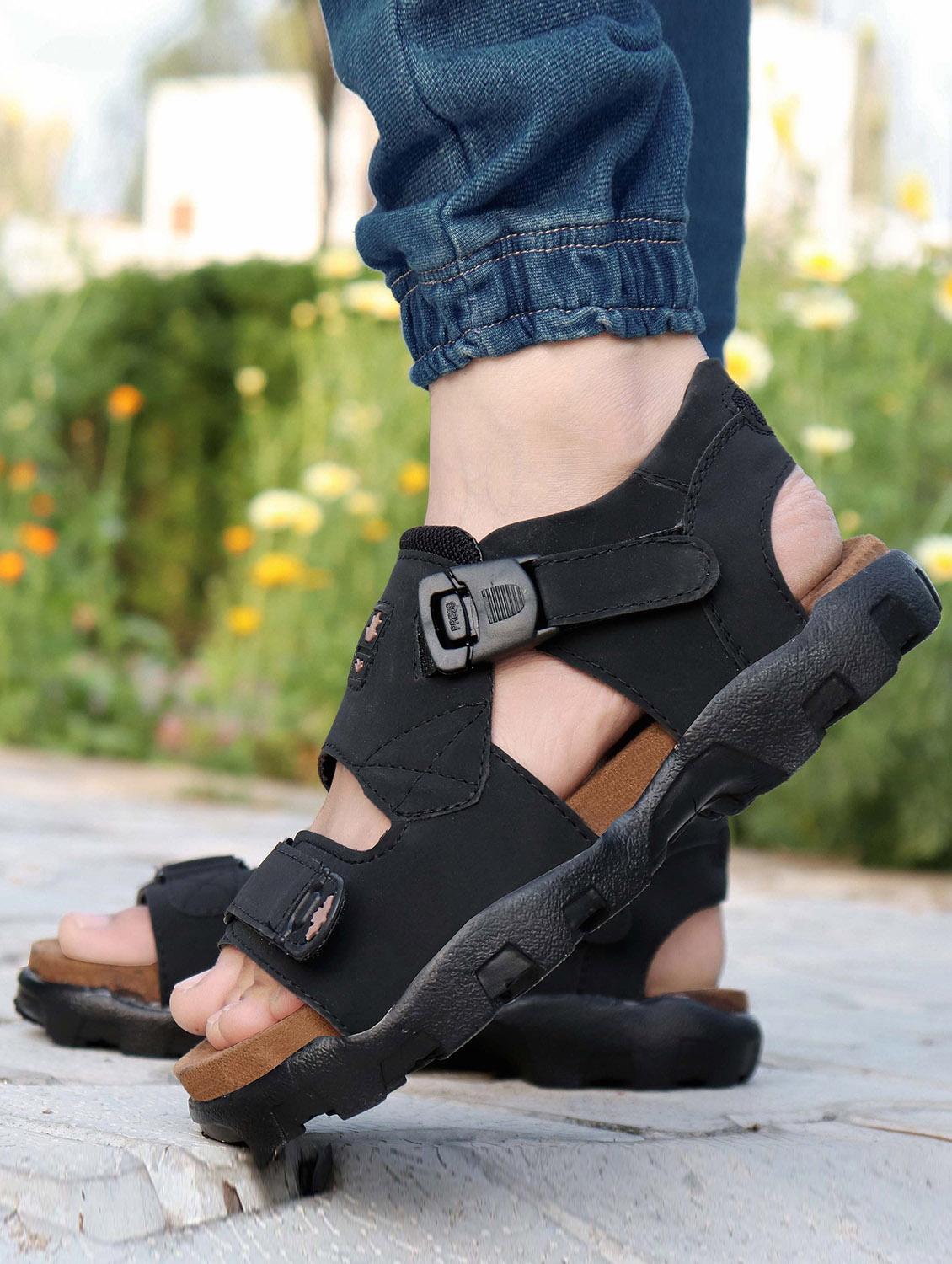 black solid sandal - 19286975 - Standard Image - 2