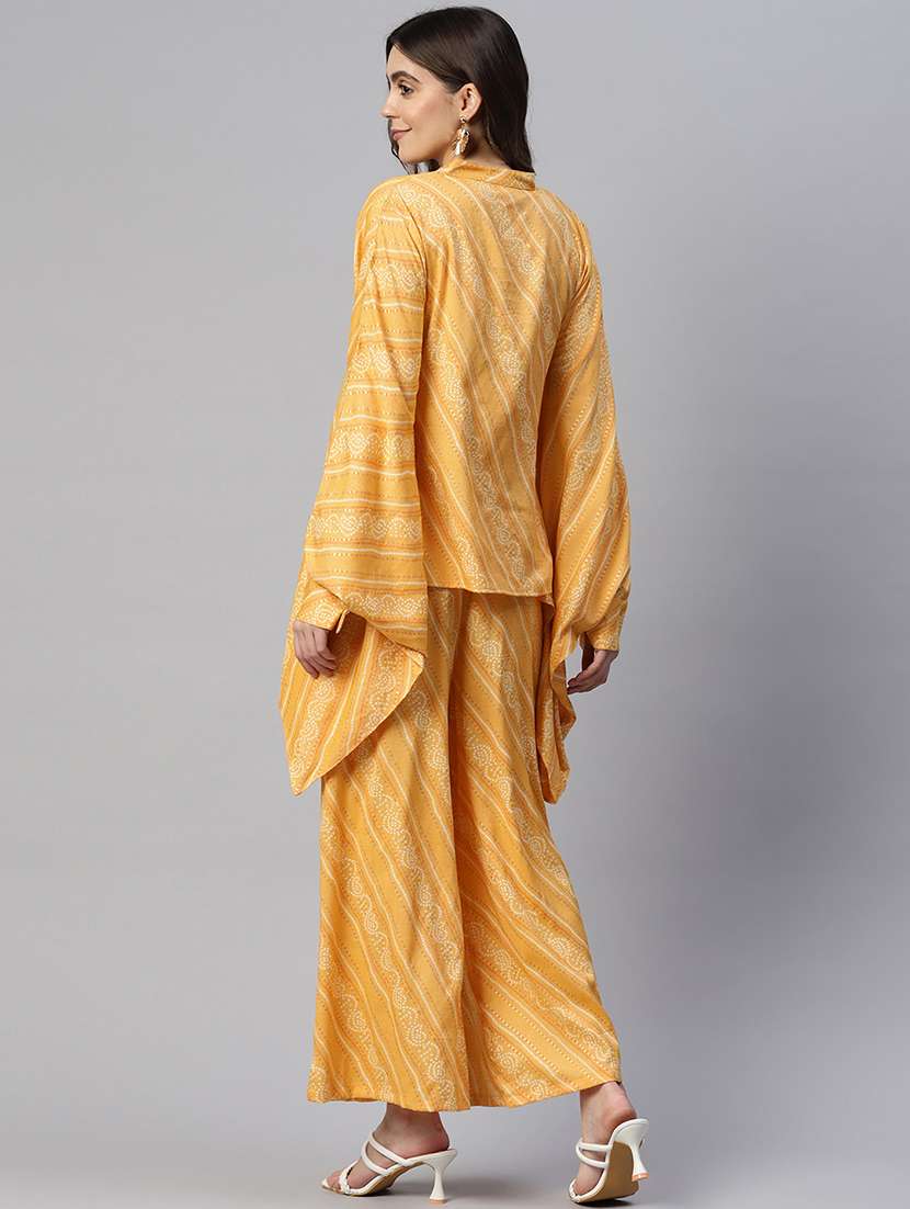 yellow printed top and palazzos set set - 19298809 -  Standard Image - 2