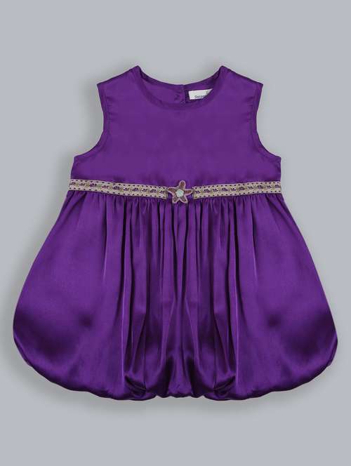 girls round neck sleeveless frock