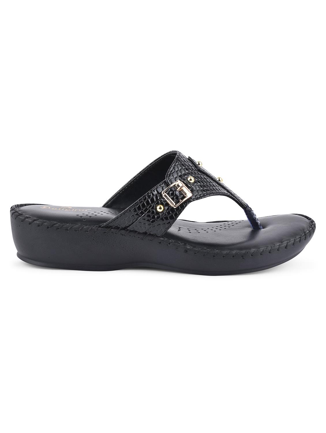 black solid sandal - 19303771 - Standard Image - 2