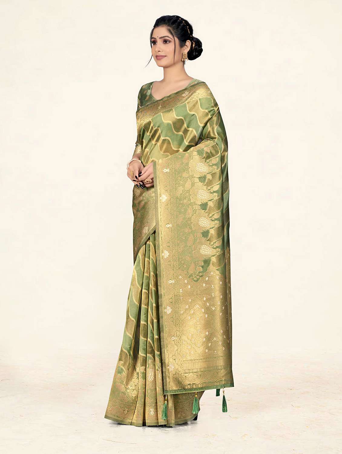 self design woven saree - 19304703 - Standard Image - 2
