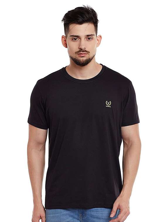 round neck solid front print t-shirt