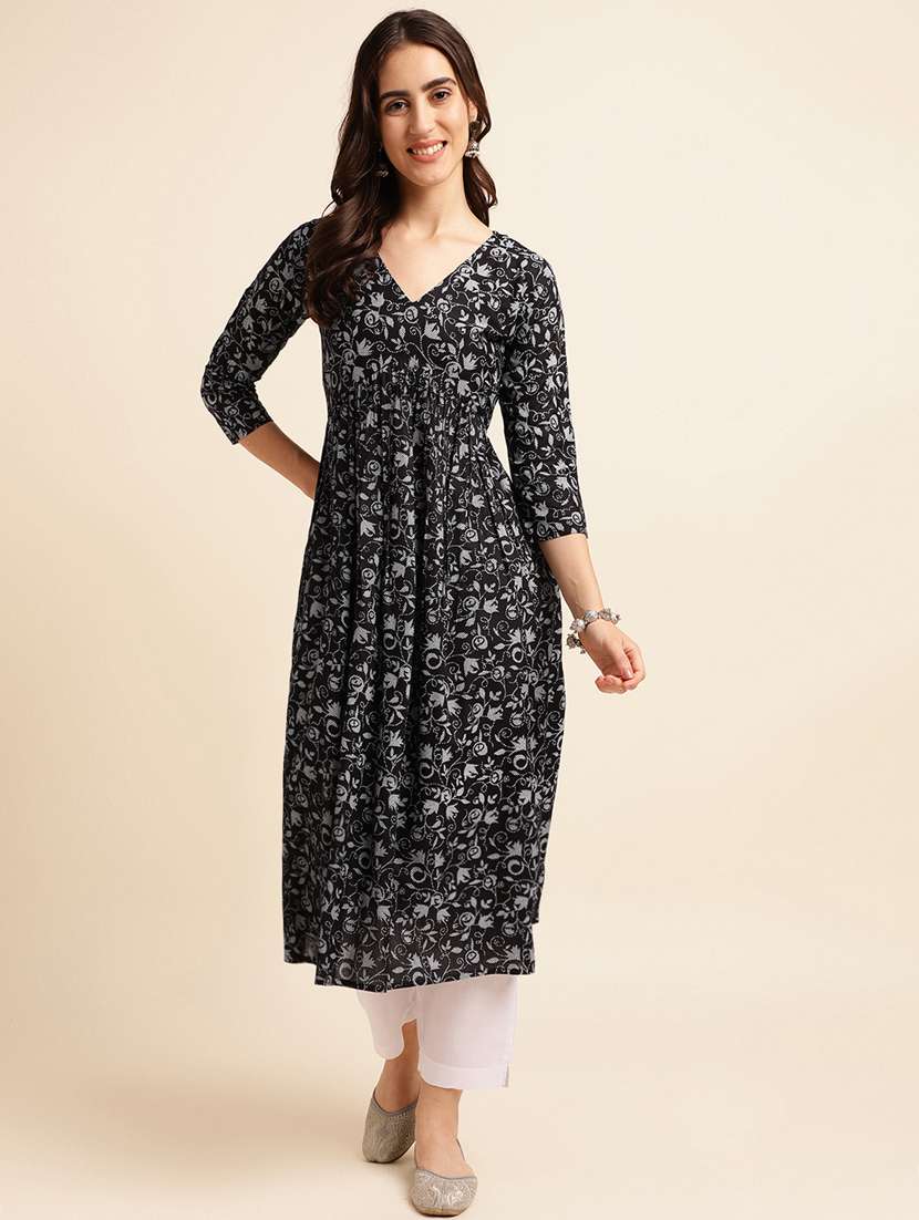 women's flared kurta