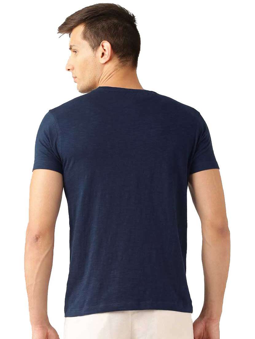 men chest print short sleeve t-shirt - 19353245 -  Standard Image - 2