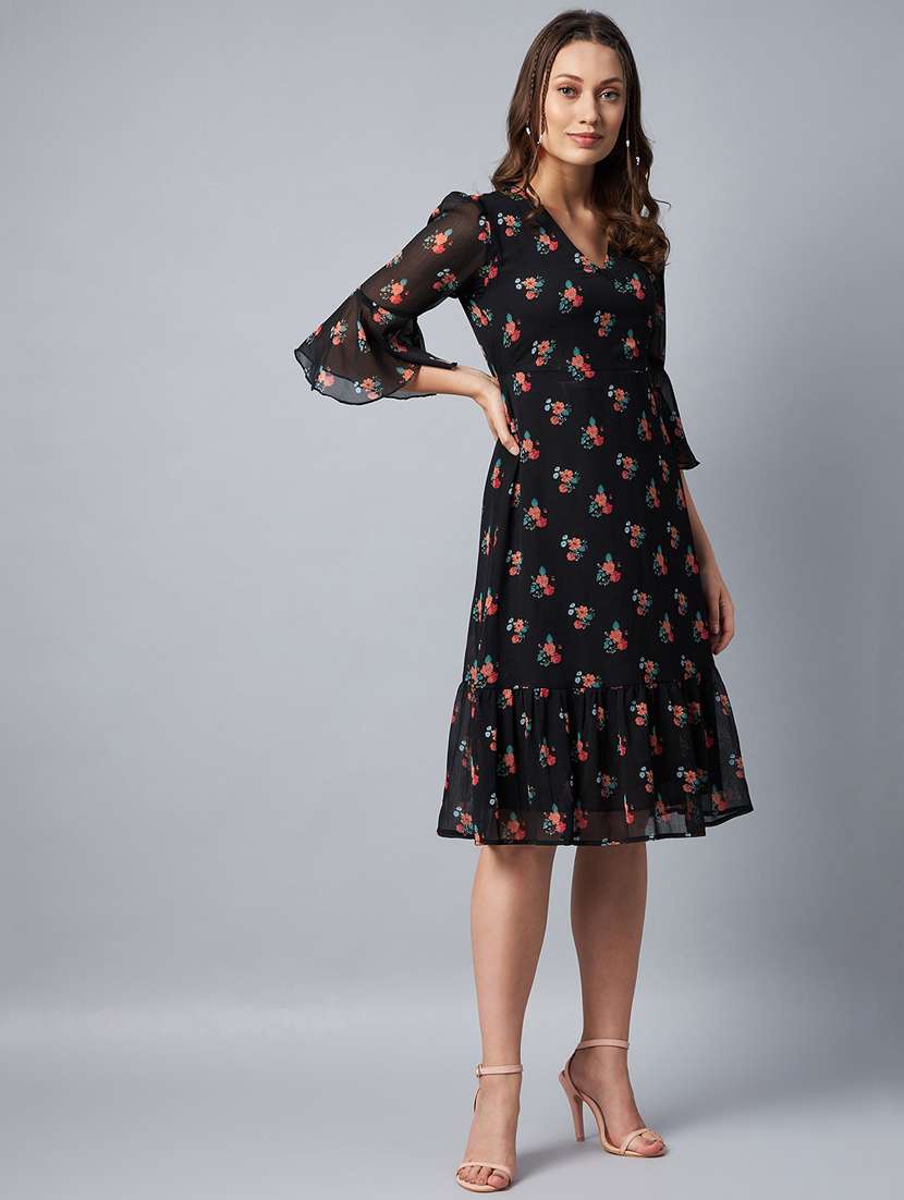 women floral print puff sleeves tiered dress - 19371191 -  Standard Image - 2