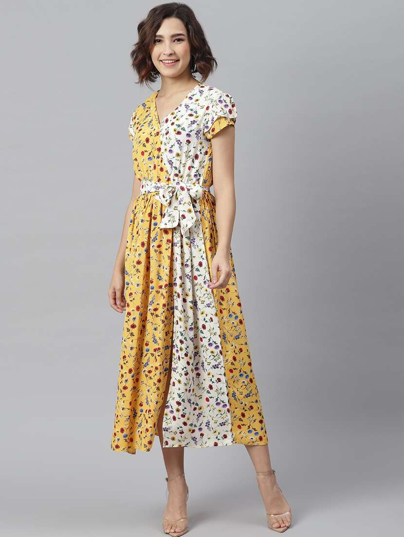 Women's Wrap Floral Dress - 19371284 -  Standard Image - 2