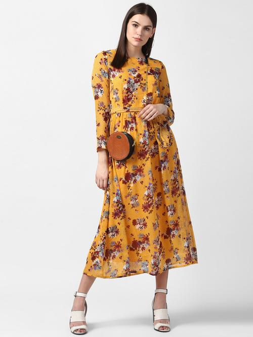 women's  floral dress - 19371337 -  Standard Image - 0