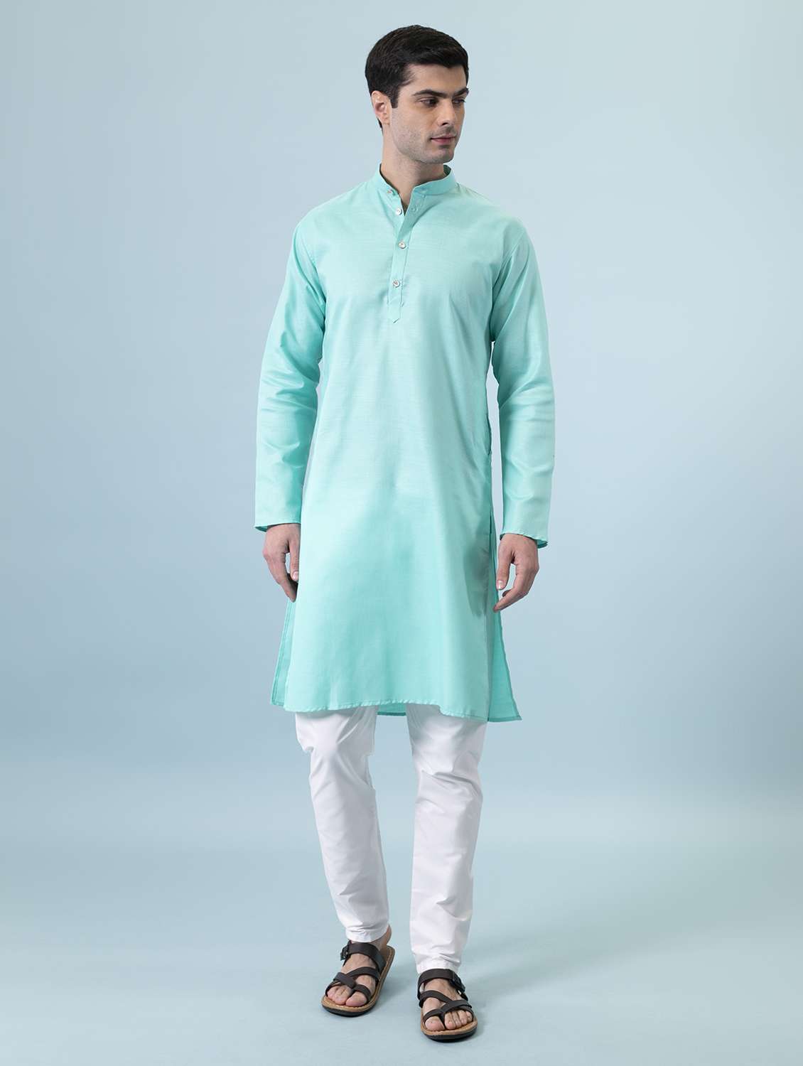 men mandarin neck solid kurta pyjama set 