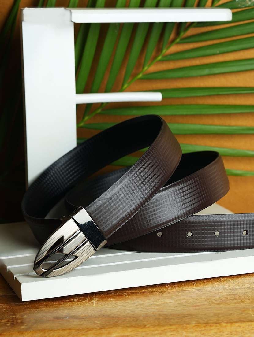 blackbrown leatherette belt