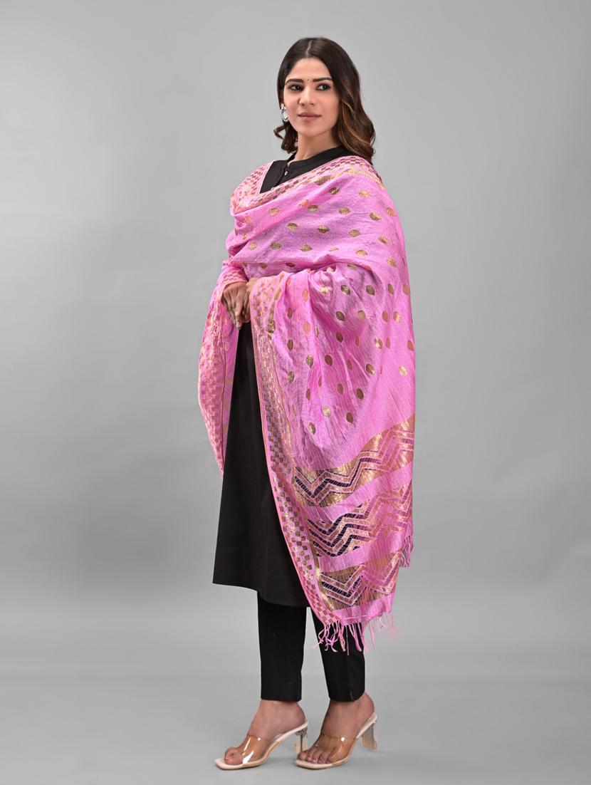 pink silk dupatta - 19391090 - Standard Image - 2