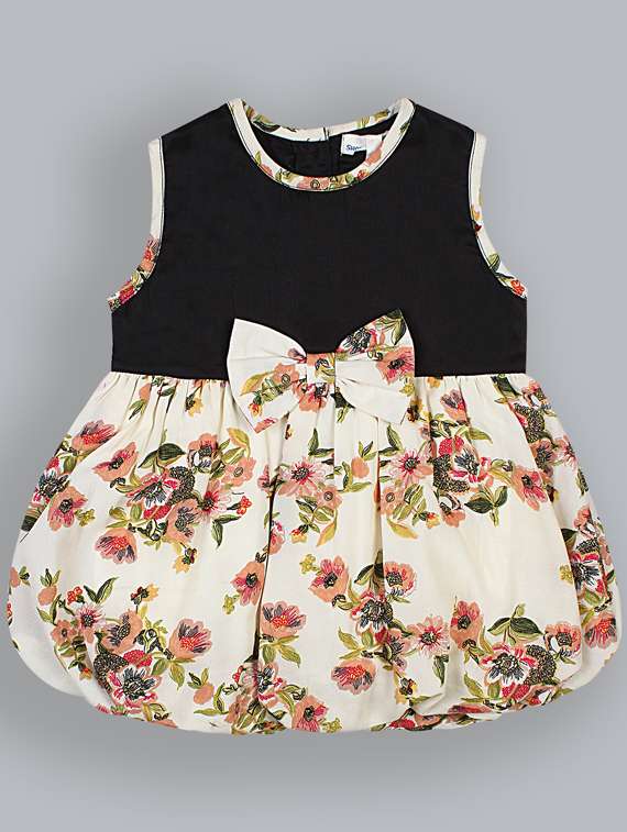 girls round neck sleeveless frock