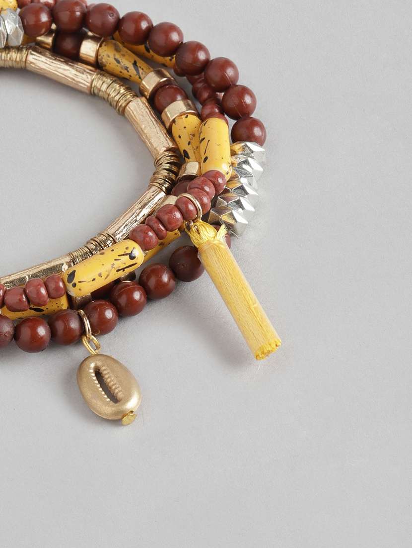 richeera  women beaded bracelet - 19413423 -  Standard Image - 2