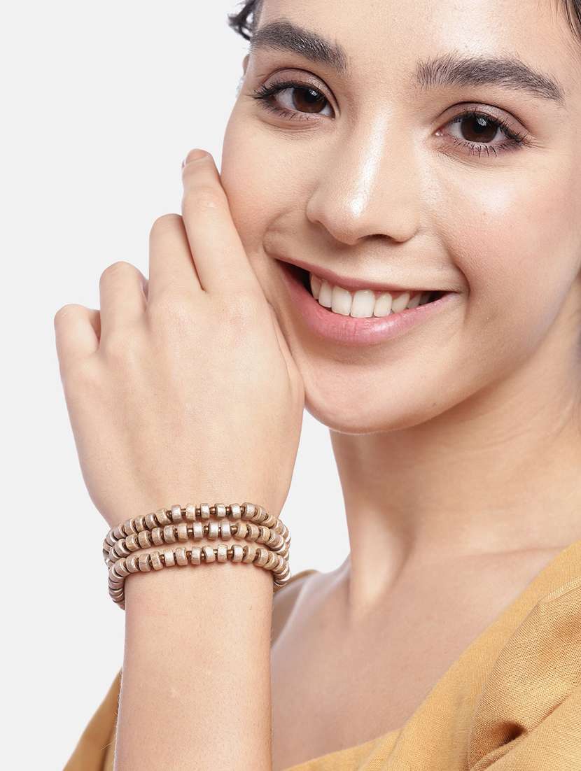 women set of 3 gold-toned elasticated bracelet - 19413429 - Standard Image - 2
