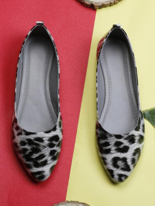 women slip on ballerina - 19436564 -  Standard Image - 0