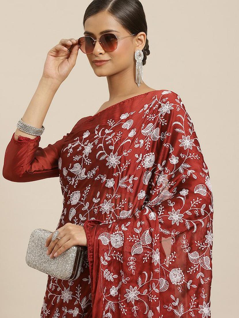 red self design saree with blouse - 19473313 - Standard Image - 2
