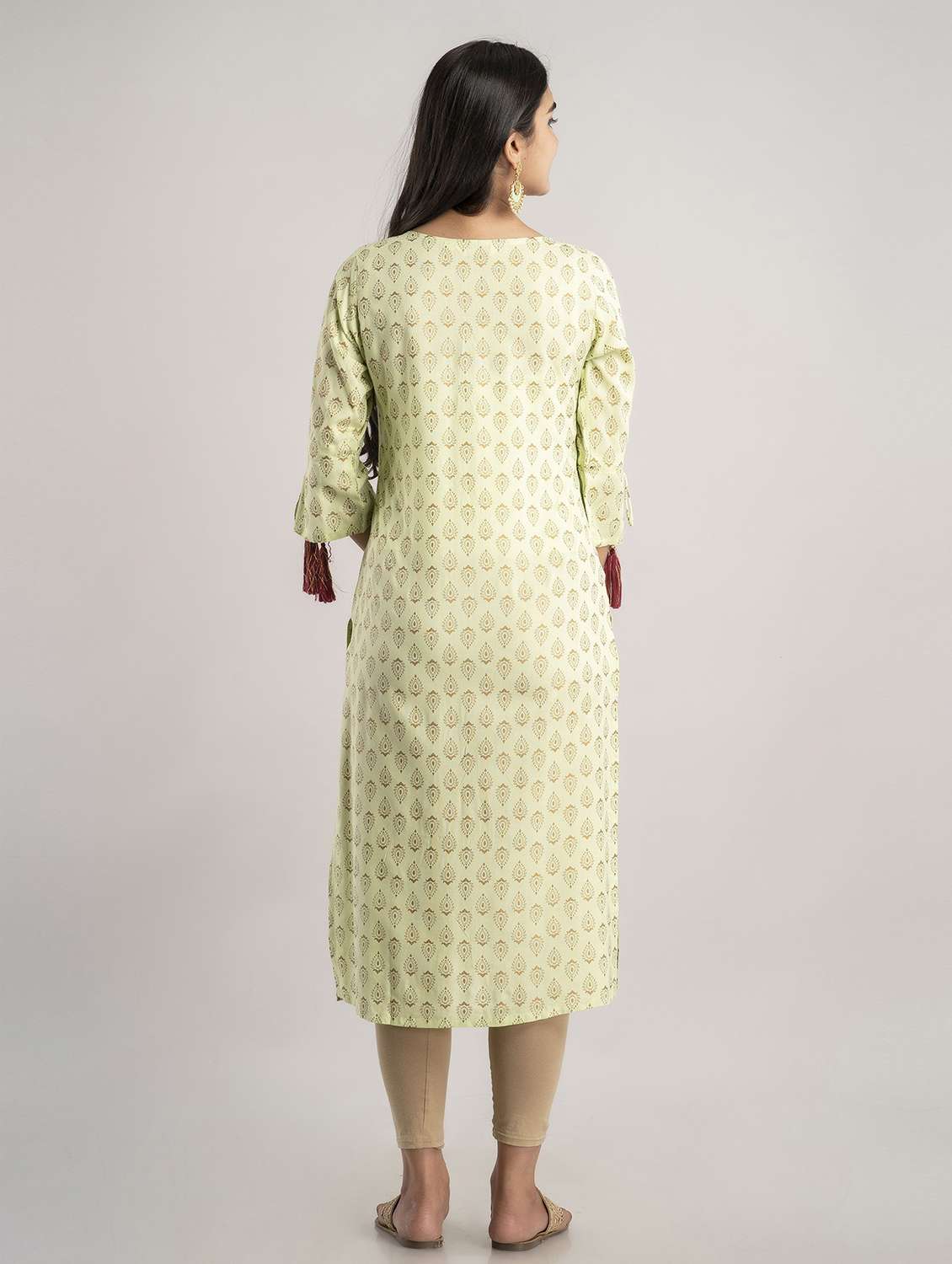 women's straight kurta - 19481897 - Standard Image - 2
