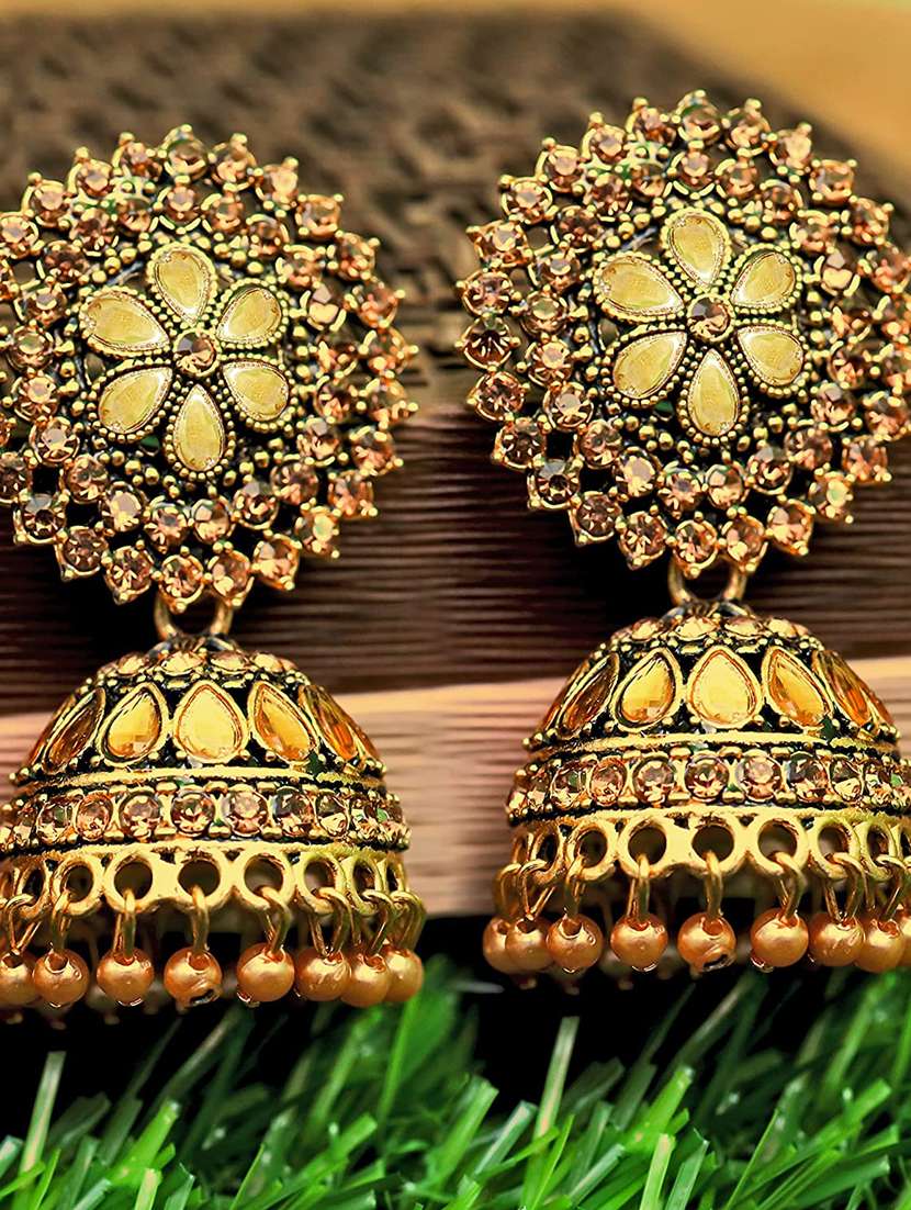 gold alloy jhumka earring