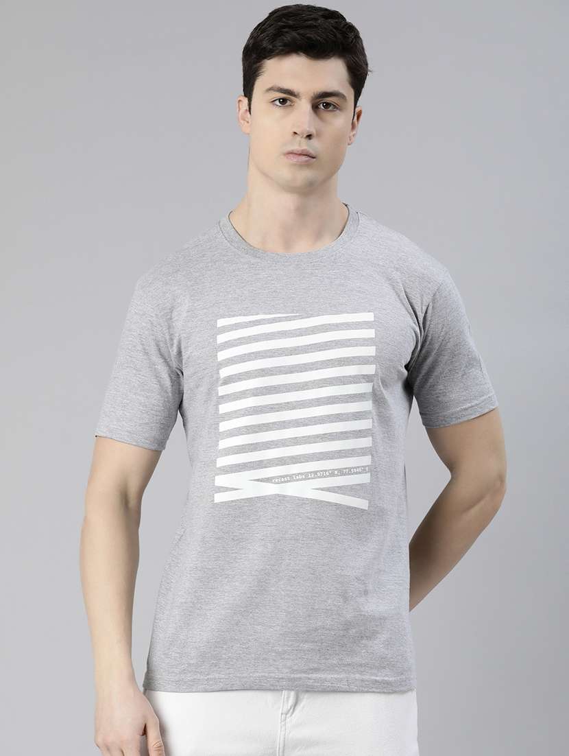 grey chest printed t-shirt