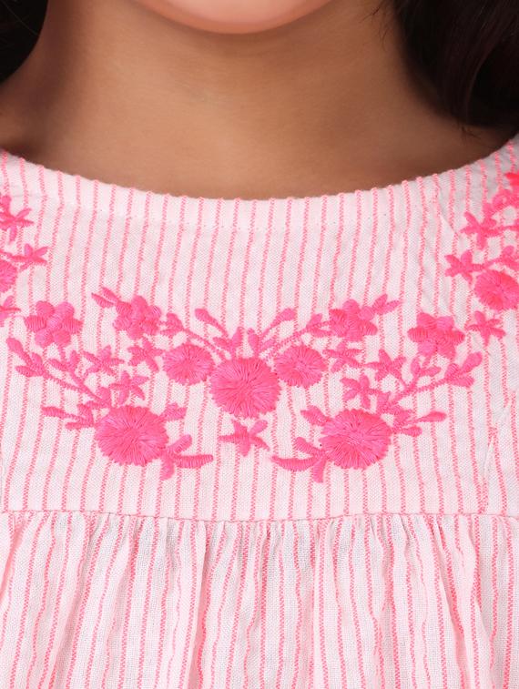 girls round neck top - 19488910 - Standard Image - 2