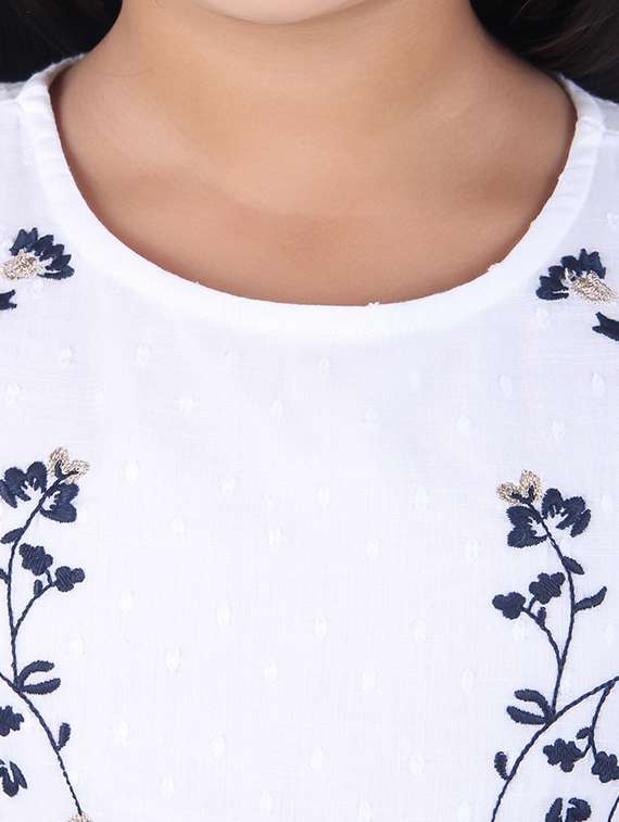 girls round neck top - 19488930 -  Standard Image - 2