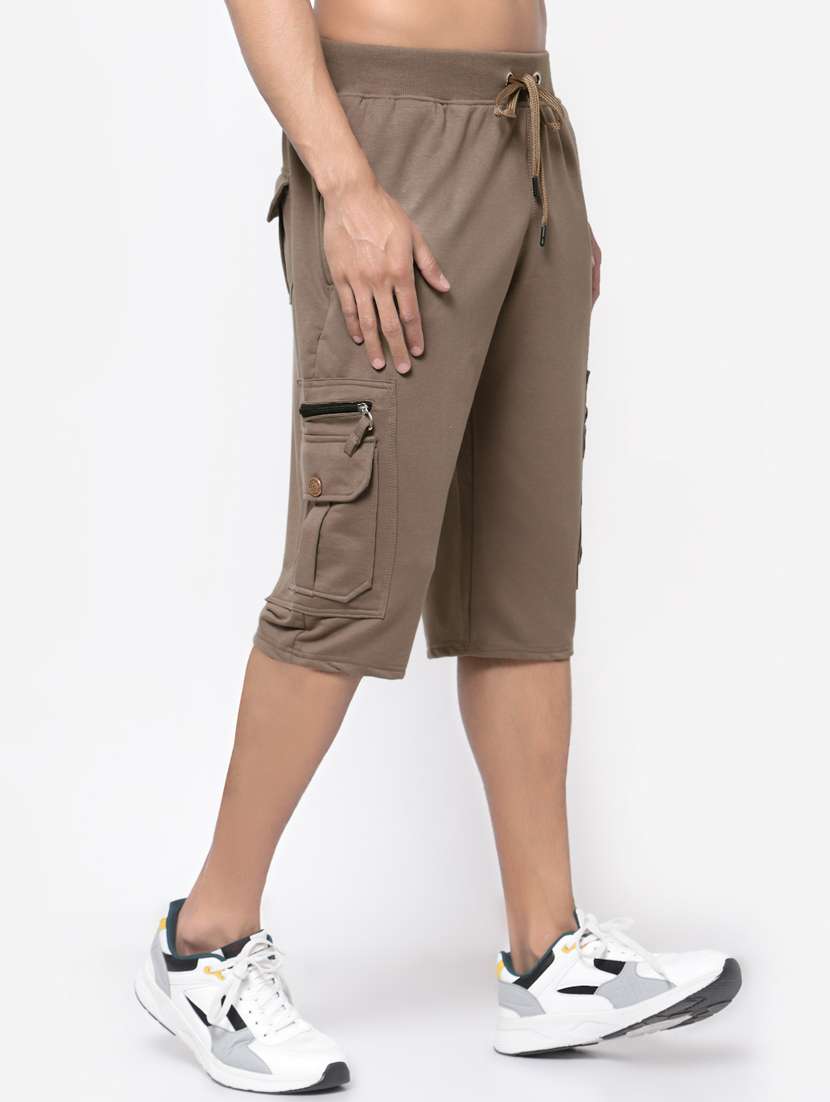 men solid cotton cargo three-fourth - 19494385 -  Standard Image - 2