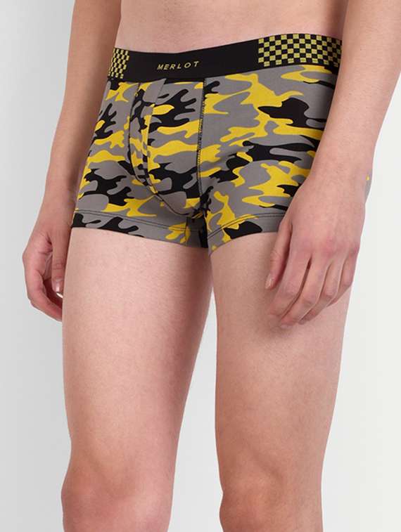 yellow printed cotton trunk - 19496915 -  Standard Image - 2