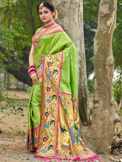 women's self design green colored saree with blouse - 19501681 - Standard Image - 0