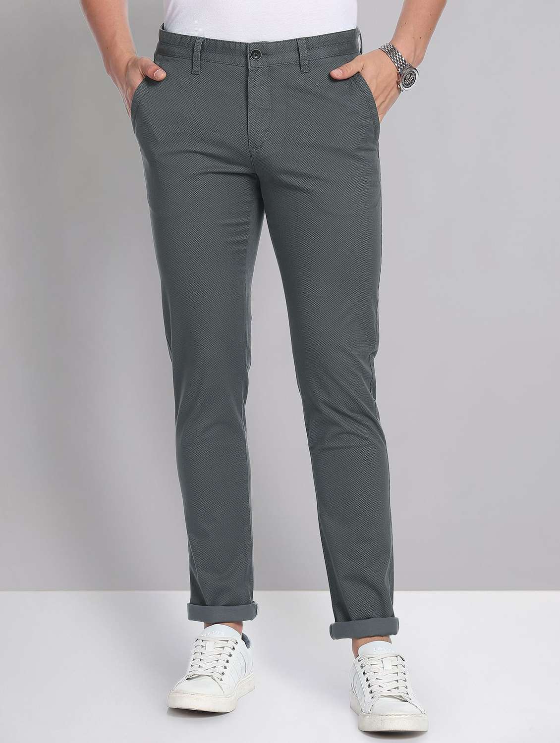 men mid rise self design chinos