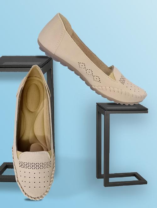 women slip on ballerina - 19518671 -  Standard Image - 0