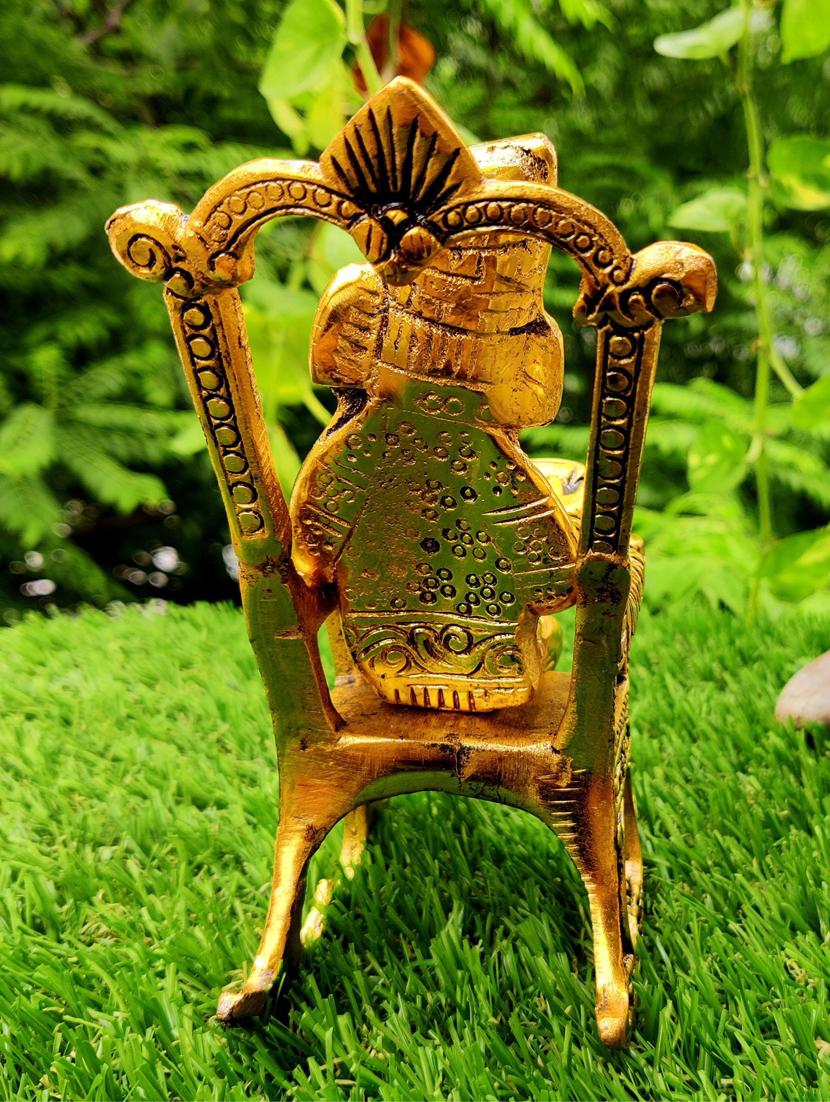 handcrafted decorative showpiece by gunnu sales - 19518998 - Standard Image - 2