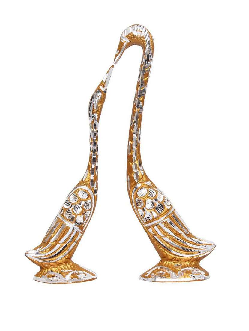 handcrafted decorative showpiece by gunnu sales