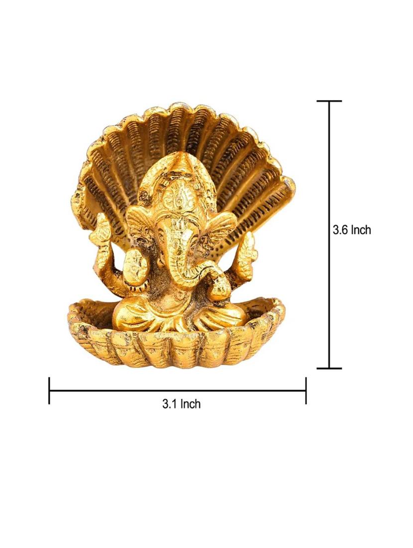 handcrafted decorative showpiece by gunnu sales - 19519353 - Standard Image - 2