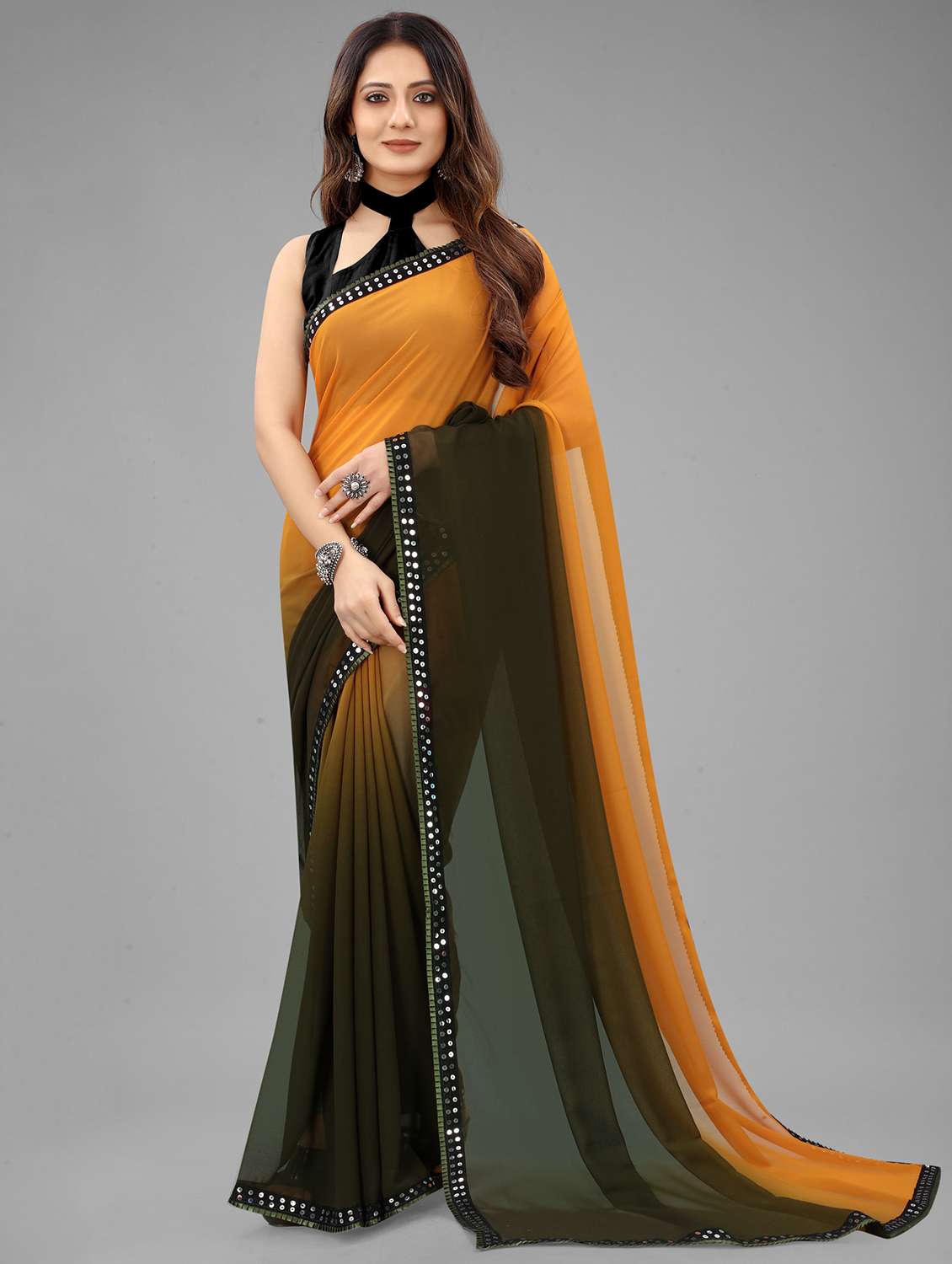 women ombre bodered saree with blouse