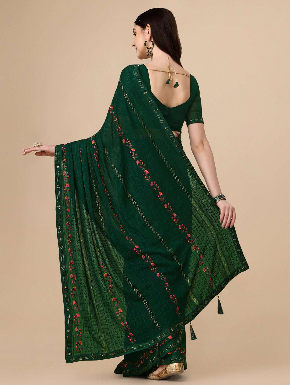 women's embroidered saree - 19533466 - Standard Image - 2