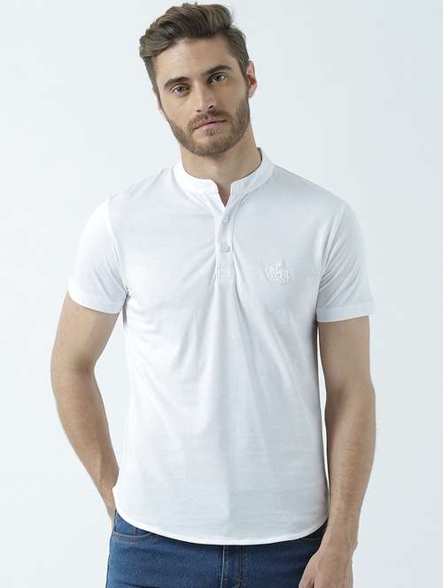 heniey neck solid regular t-shirt
