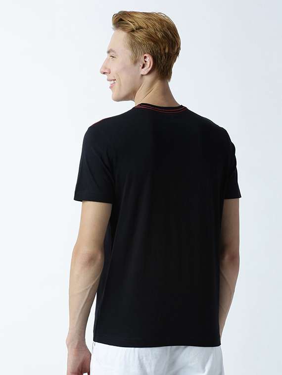 men front print short sleeves t-shirt - 19581369 - Standard Image - 2