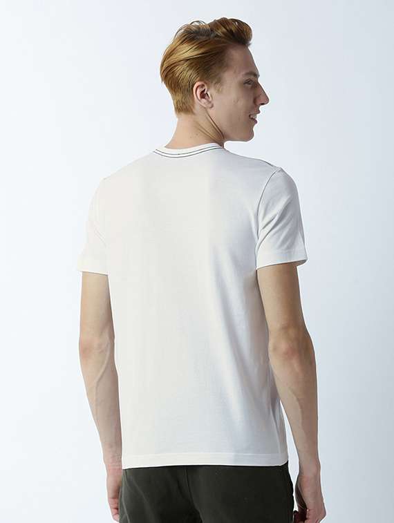 round neck printed regular t-shirt - 19581546 -  Standard Image - 2