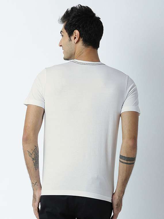 round neck printed regular t-shirt - 19581547 -  Standard Image - 2